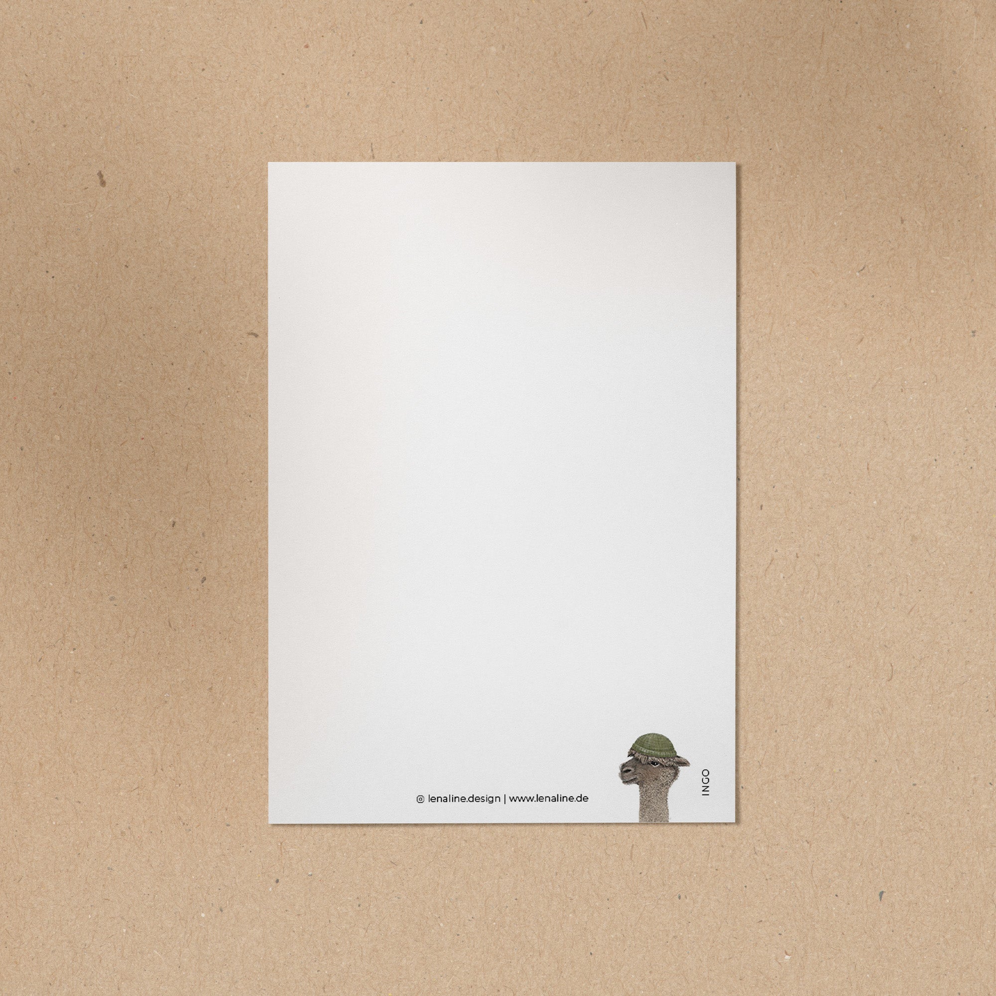 POSTKARTE | Alpaka Ingo - Beanie grün